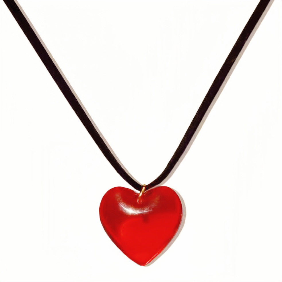 Heart-shaped Crystal Pendant Fashion Necklace
