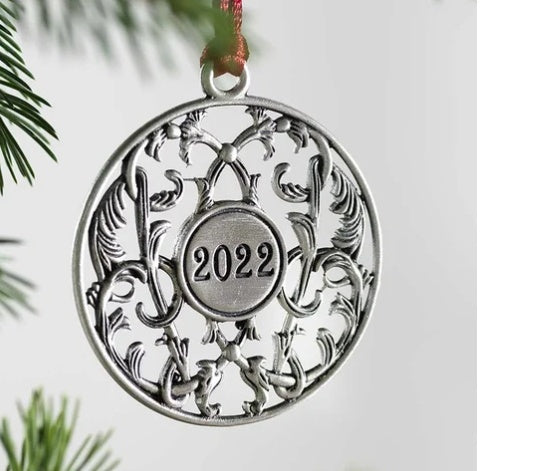 Antique-Style Tin Holiday Pendants – Christmas Tree Decor