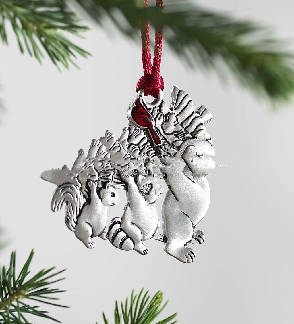 Antique-Style Tin Holiday Pendants – Christmas Tree Decor