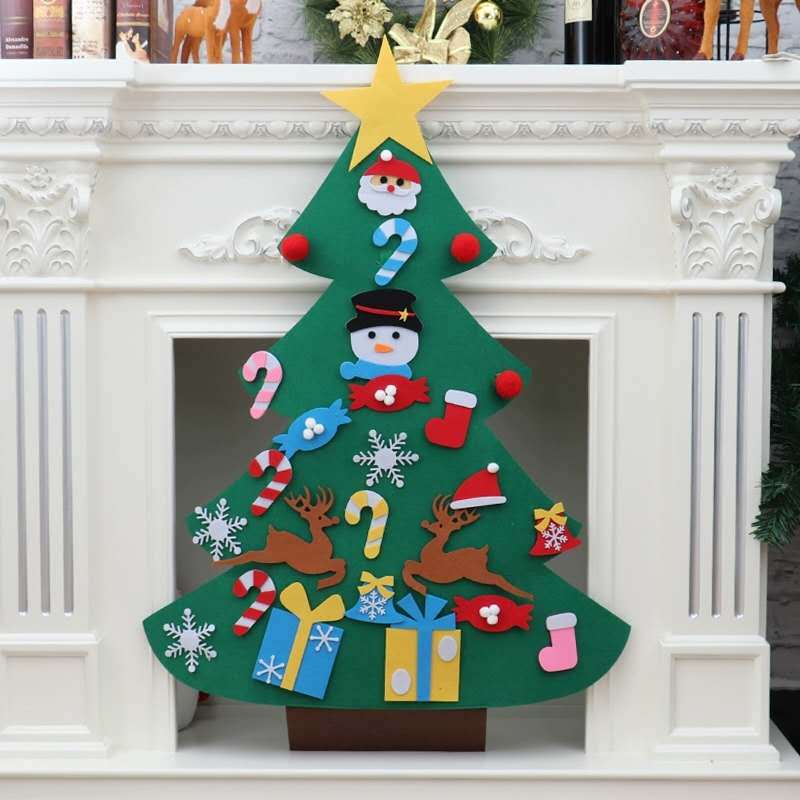 DIY Felt Christmas Tree With 32 Ornaments